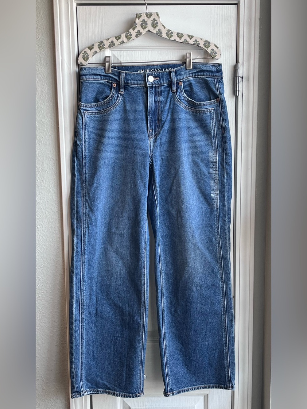 American Eagle Outfitters Medium Blue Wide-Leg Jeans
